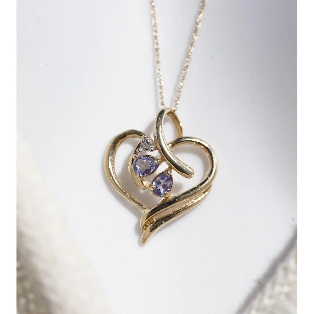 Vintage 10k Solid Yellow Gold Heart Natural‎ Diamond & Amethyst Necklace/Pendant